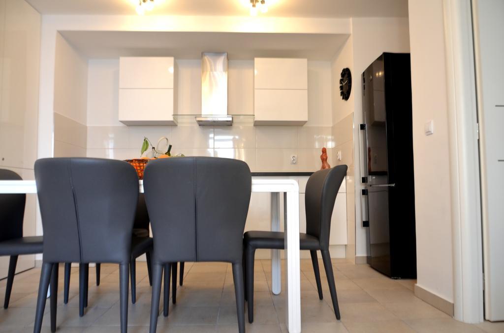 Apartment Chic Ploce ดูบรอฟนิก ห้อง รูปภาพ