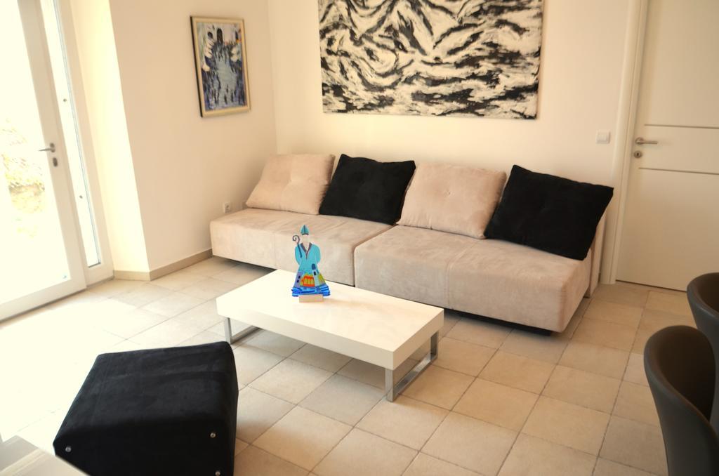 Apartment Chic Ploce ดูบรอฟนิก ห้อง รูปภาพ