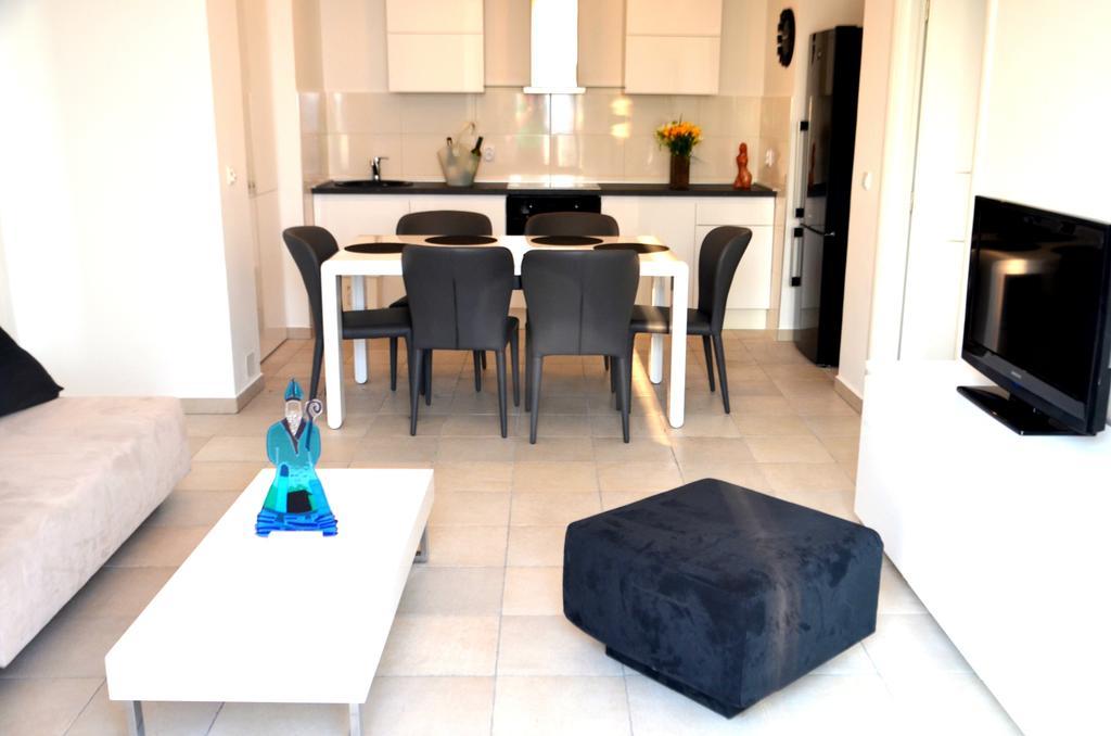 Apartment Chic Ploce ดูบรอฟนิก ห้อง รูปภาพ